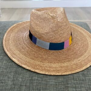 Sunshine Tienda straw hat